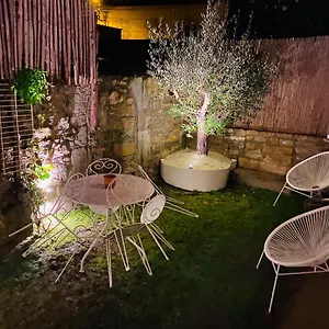 https://ty-laumann-petite-maison-avec-jardin-sur-le-port-de-vannes.inbrittany.com