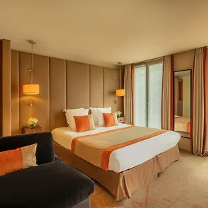 Hotel De La Bourdonnais, Paris