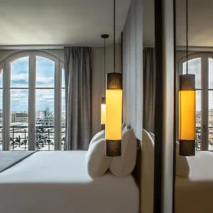 Hotel Ibis Styles Gare Du Nord Tgv, Paris