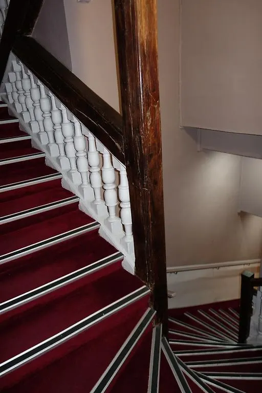 D'Win Hotel Paris