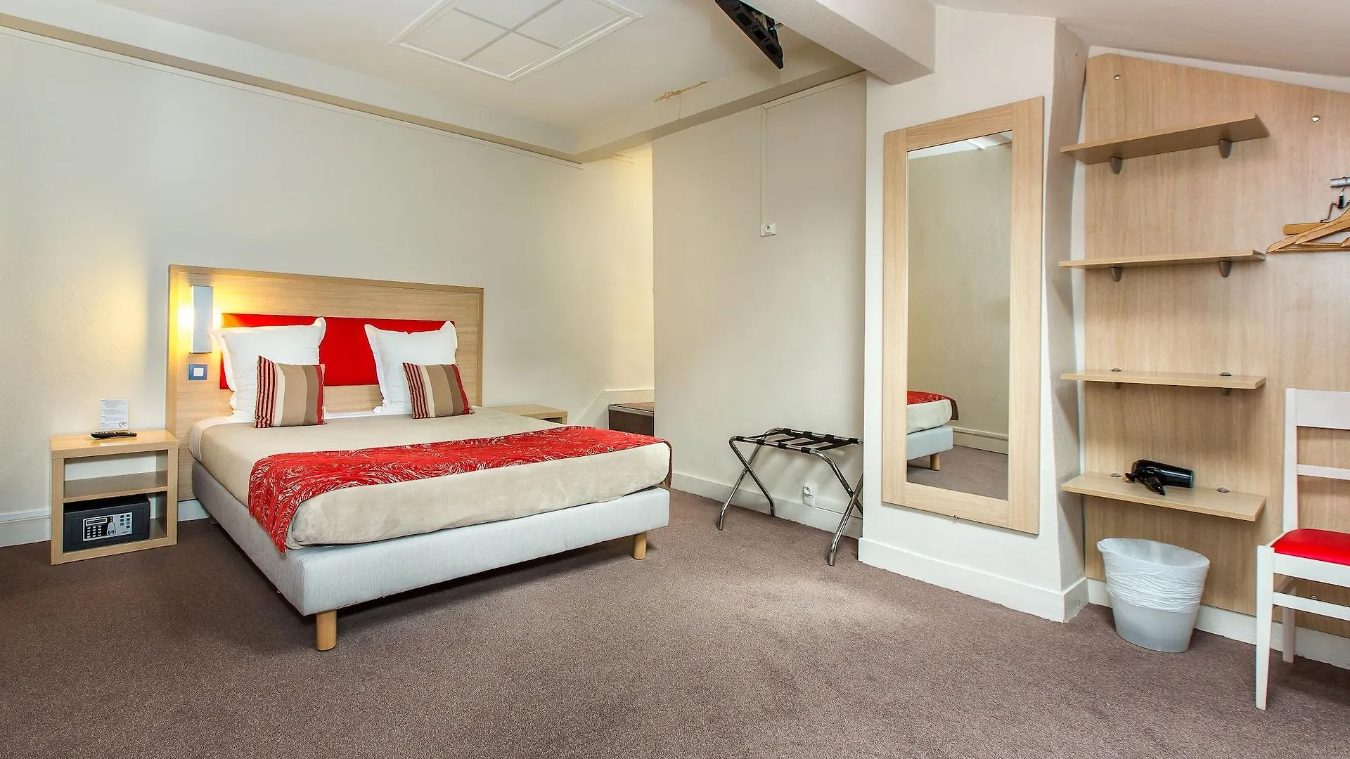 D'Win Hotel Paris